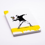 Блокнот линованный Pininfarina Banksy Улетающая девочка из каменной бумаги, А5 желтый; белый
