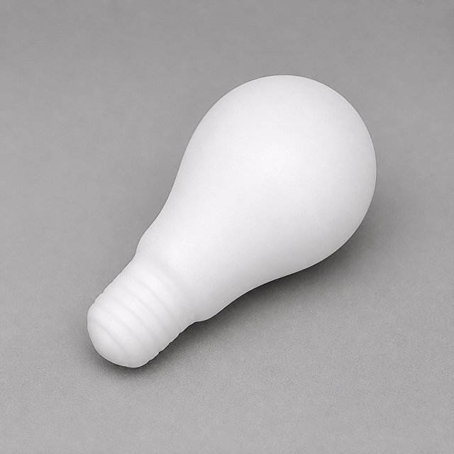 белый